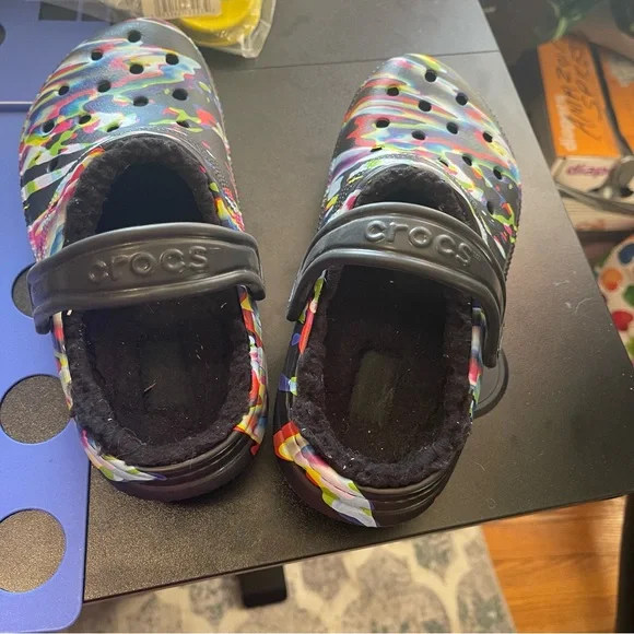 Crocs  men 4. Women. 6 - Picture 5 of 14